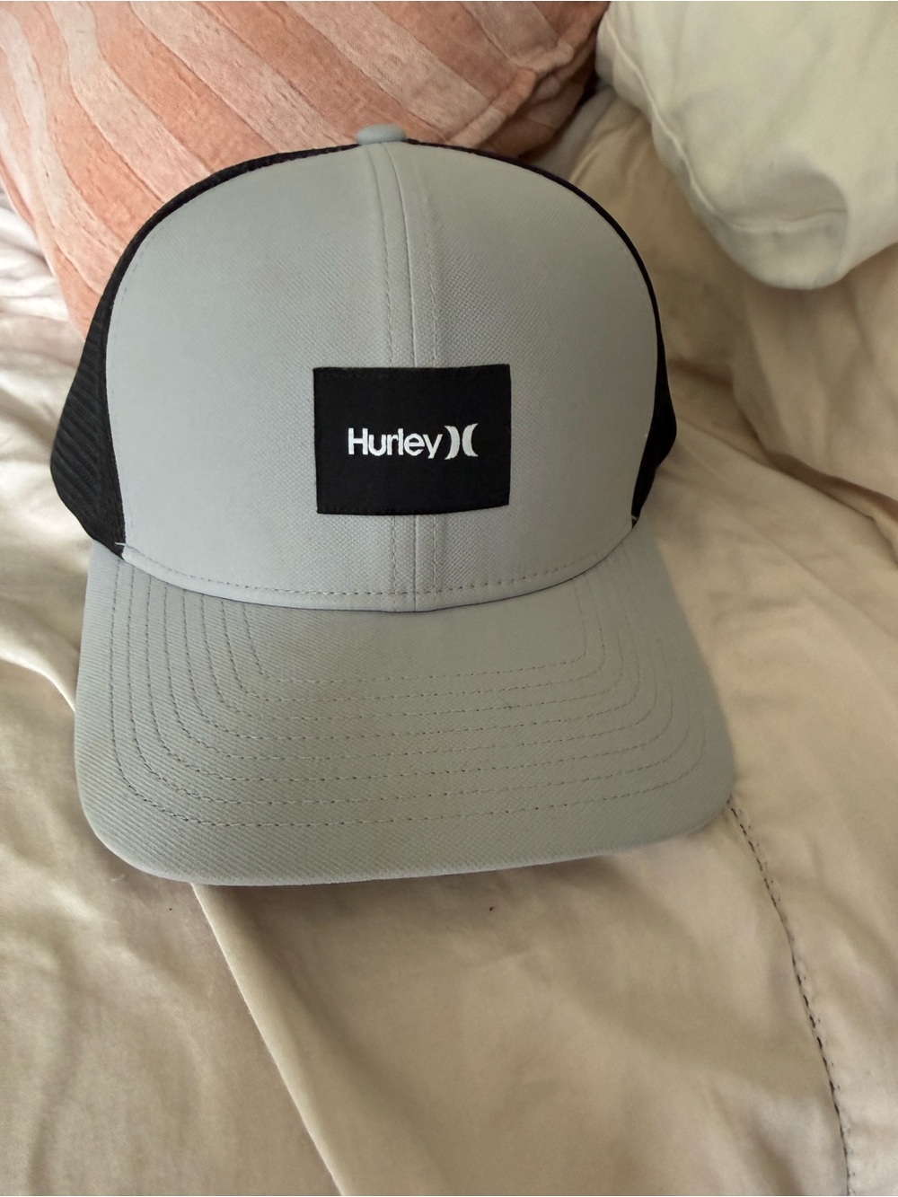 Hurley Light Gray and Black Mesh Trucker Hat